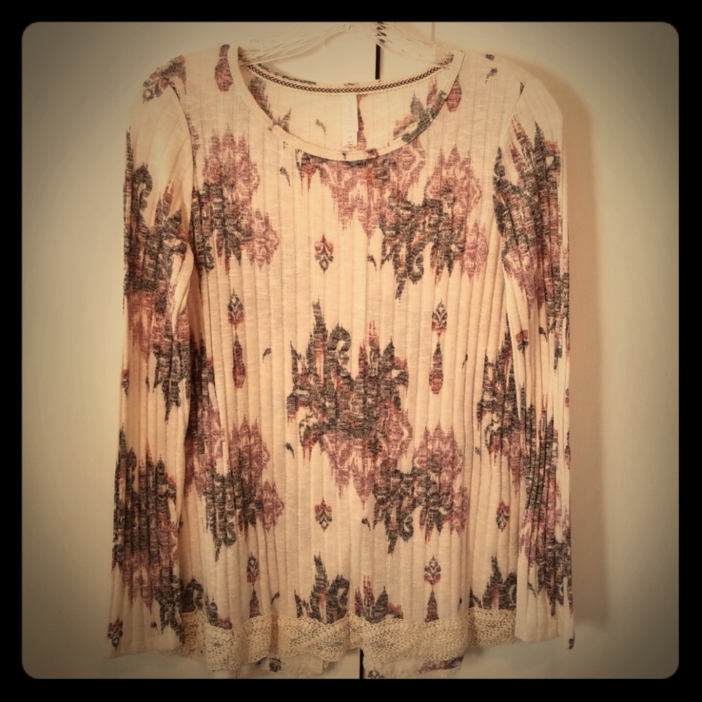 Long sleeve top